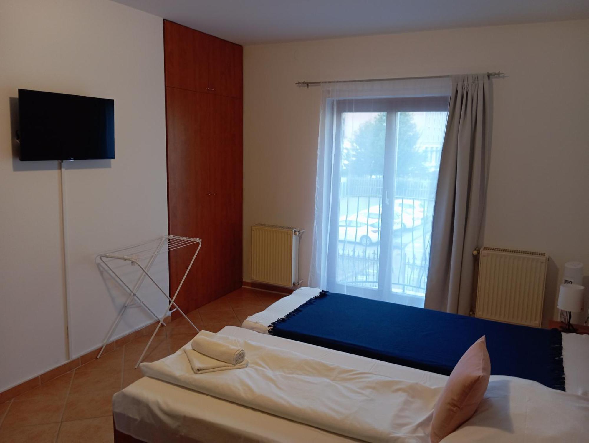Szent Kristóf Apartmanhotel Zalaegerszeg Exterior foto